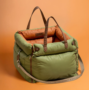 FUNNY デラックス合成皮革犬用カーシートベッド